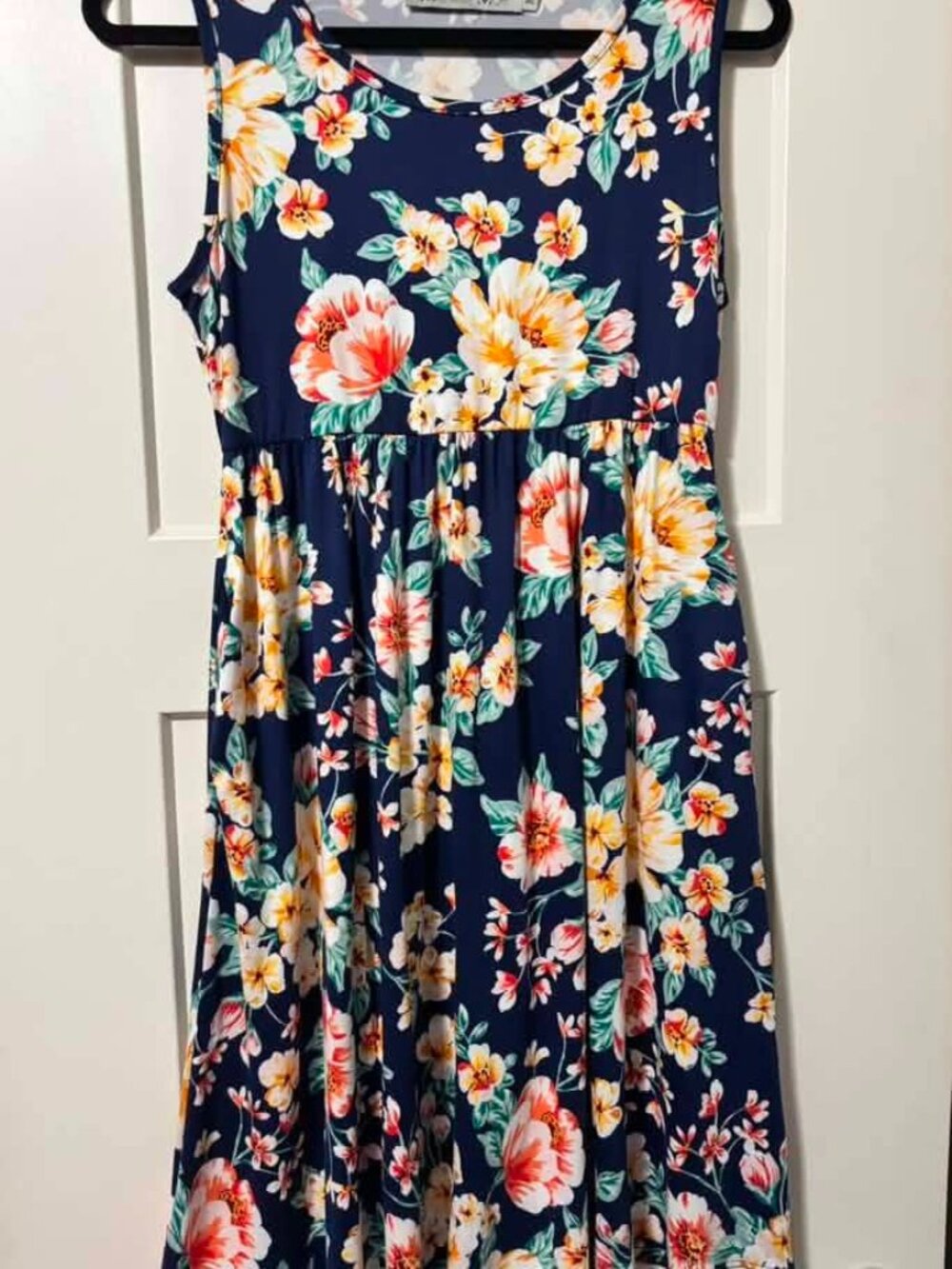 Sleeveless dress